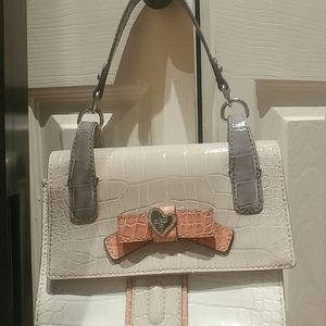 A cute aesthetic mini bag